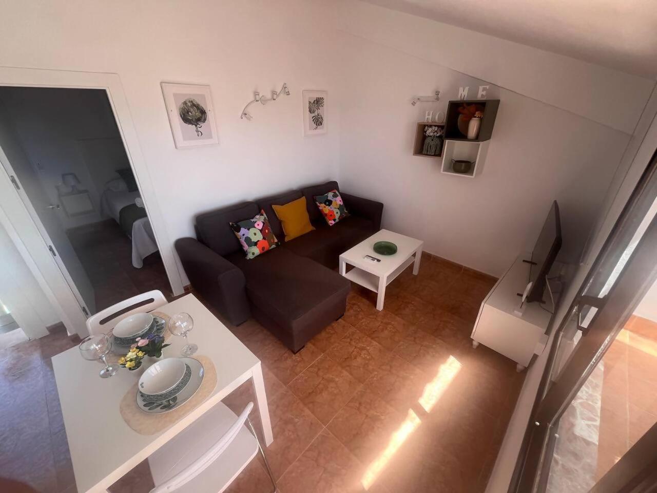Apartamento Lidia Planta 2, La Carihuela 1ª Linea Playa, Vistas Mar, Buhardilla 1 Dormitorio, 40 M2, 1-3 Huesped, Terraza, Wifi Torremolinos Exterior foto